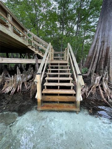 1376 RIVERSIDE AVENUE, Fort White, FL 32038