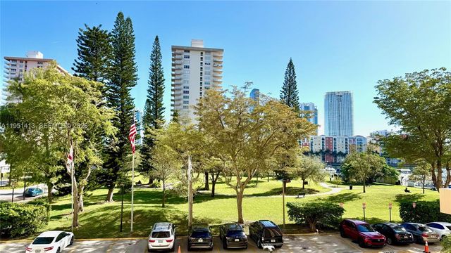 290 174th St 312, Sunny Isles Beach, FL 33160