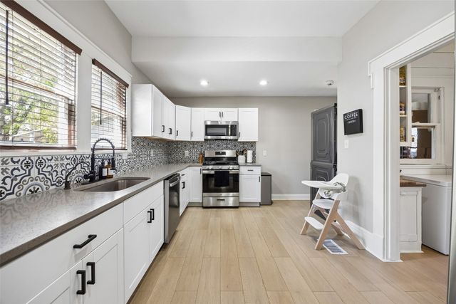 502 Featherston Street, Cleburne, TX 76033