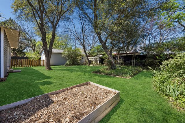 502 Featherston Street, Cleburne, TX 76033