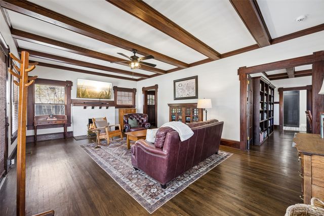 502 Featherston Street, Cleburne, TX 76033