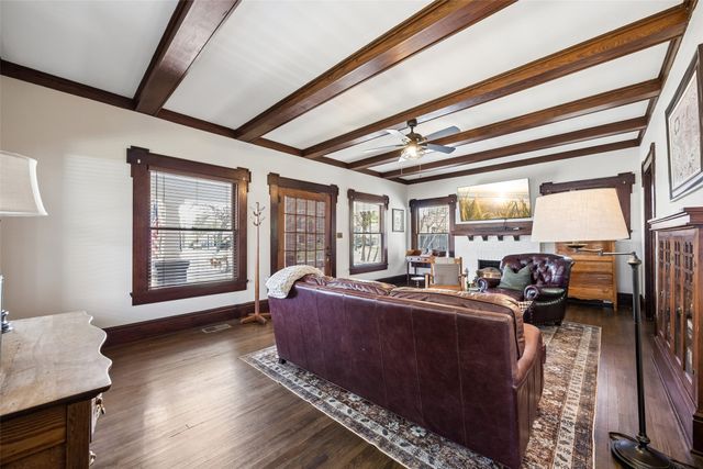 502 Featherston Street, Cleburne, TX 76033