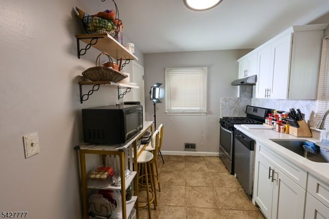 45 Andover Ave, Plainfield City, NJ 07062