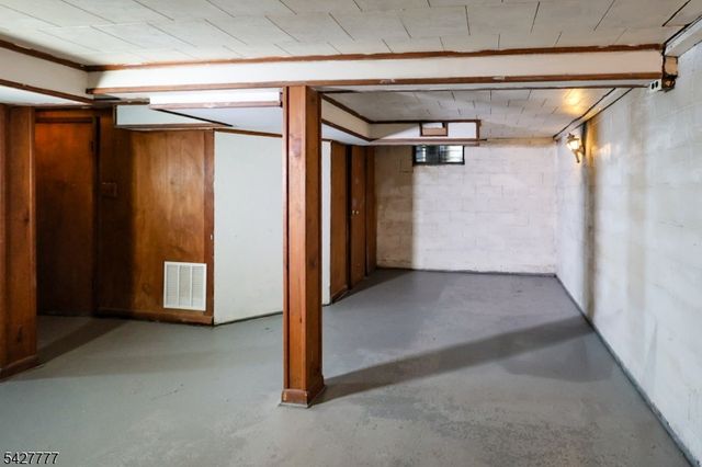 45 Andover Ave, Plainfield City, NJ 07062