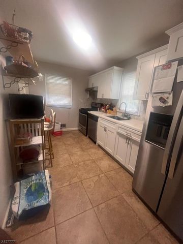 45 Andover Ave, Plainfield City, NJ 07062