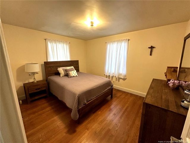 202 N Edinborough Street, Red Springs, NC 28377