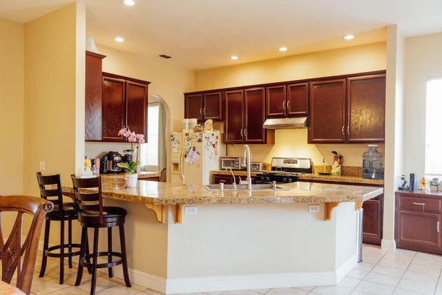 2418 Sailboat Ct, Stockton, CA 95206