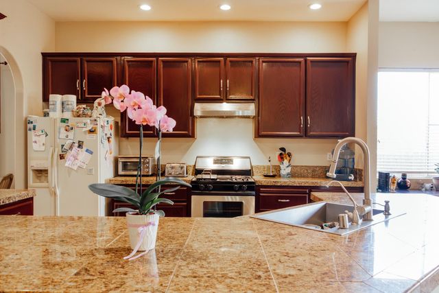 2418 Sailboat Ct, Stockton, CA 95206