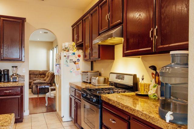 2418 Sailboat Ct, Stockton, CA 95206