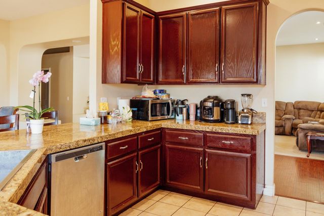 2418 Sailboat Ct, Stockton, CA 95206