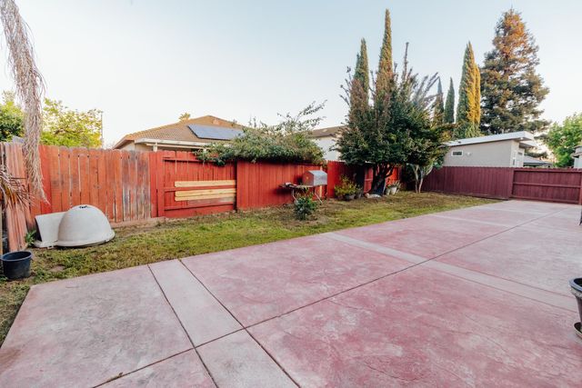 2418 Sailboat Ct, Stockton, CA 95206