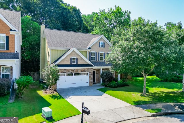 821 Sapphire Lane, Sugar Hill, GA 30518