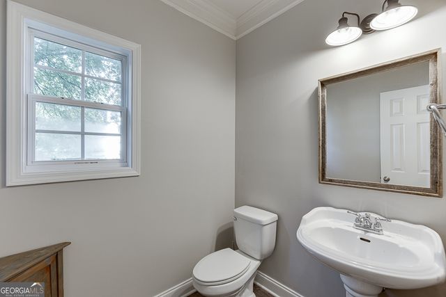 821 Sapphire Lane, Sugar Hill, GA 30518