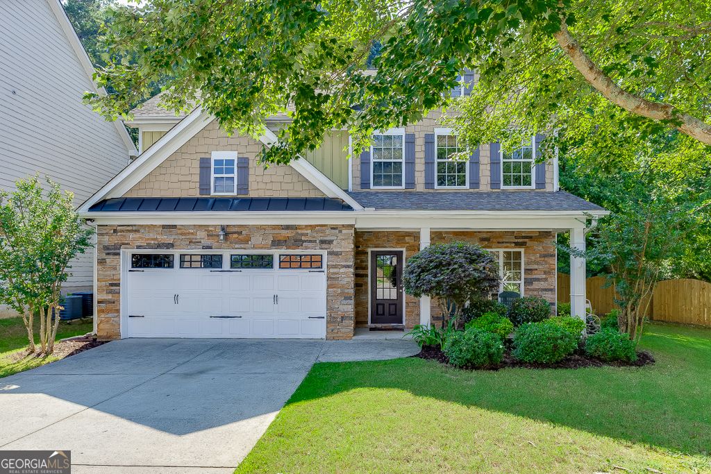 821 Sapphire Lane, Sugar Hill, GA 30518