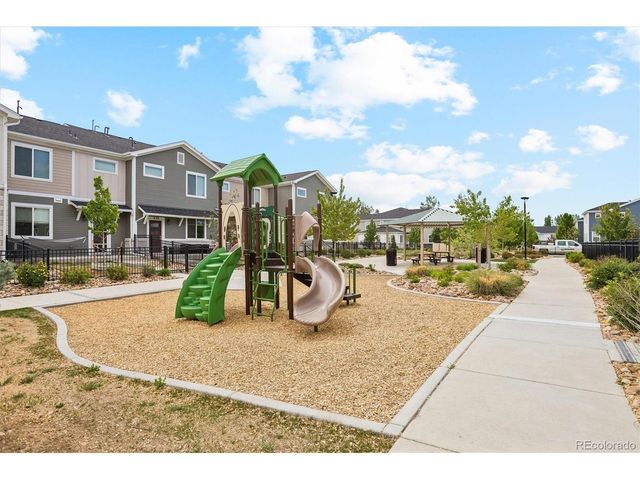 762 Stonebridge Dr, Longmont, CO 80503