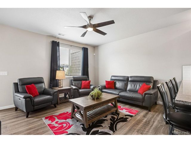 762 Stonebridge Dr, Longmont, CO 80503
