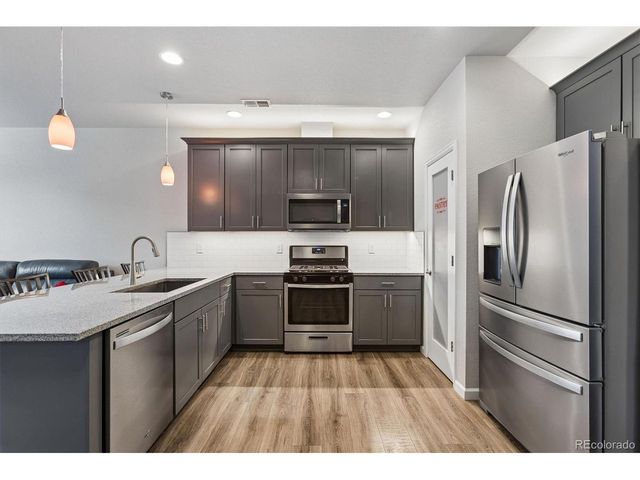 762 Stonebridge Dr, Longmont, CO 80503