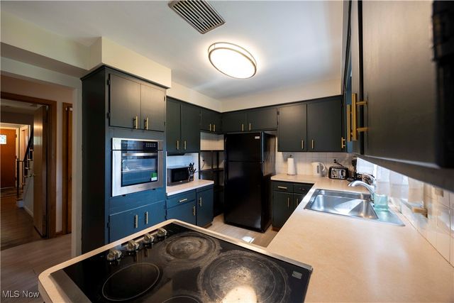 15724 Wyatt Road, East Cleveland, OH 44112