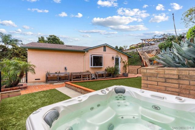 9273 Wister, La Mesa, CA 91941