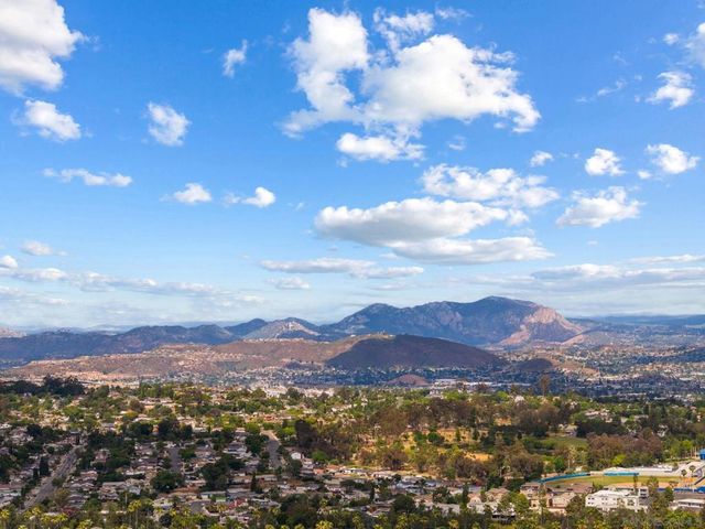 9273 Wister, La Mesa, CA 91941