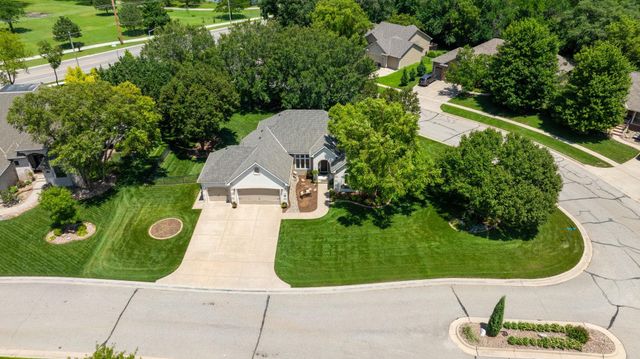 1395 N Hickory Creek Ct, Wichita, KS 67235