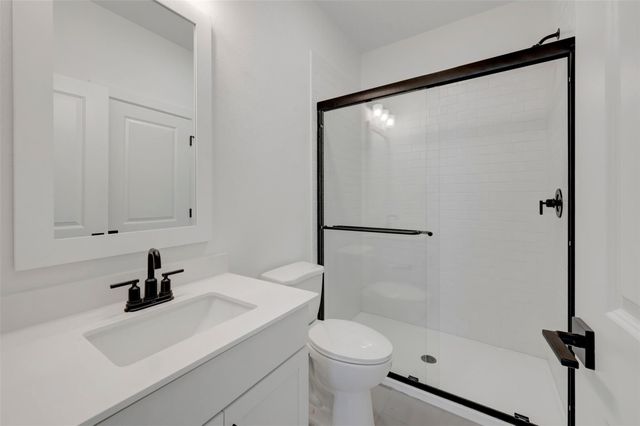 12119 St Augustine Drive, Mont Belvieu, TX 77535
