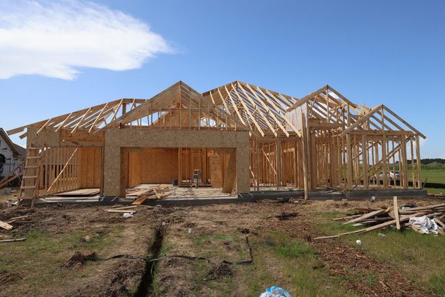 12119 St Augustine Drive, Mont Belvieu, TX 77535