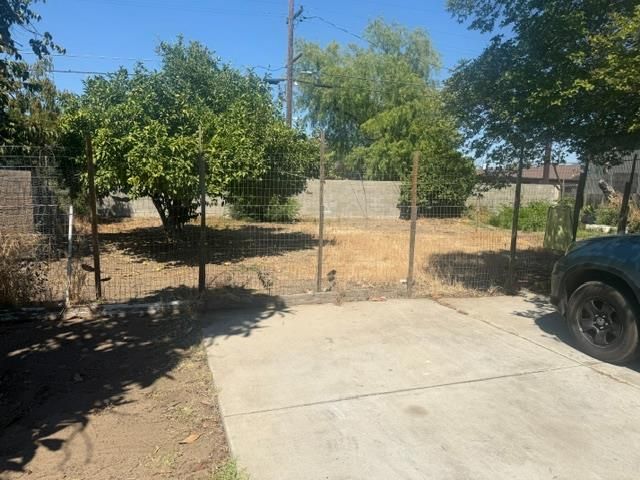 824 B Street, Fresno, CA 93706