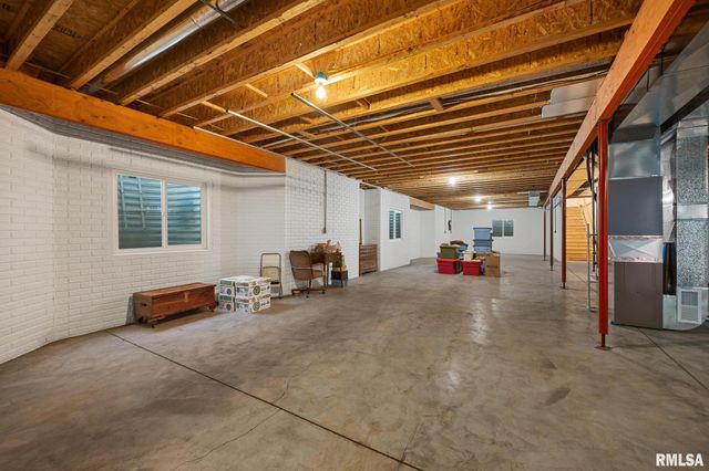 2727 ASPEN Court, Pekin, IL 61554