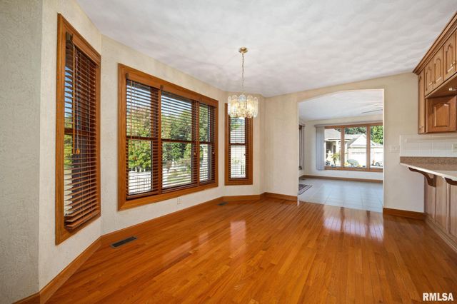 2727 ASPEN Court, Pekin, IL 61554