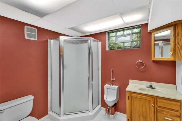11 West St, West Deer, PA 15076