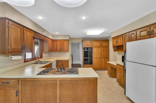 11 West St, West Deer, PA 15076