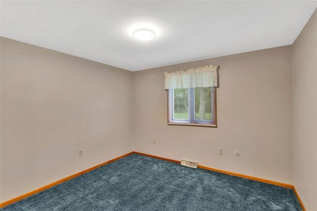 11 West St, West Deer, PA 15076