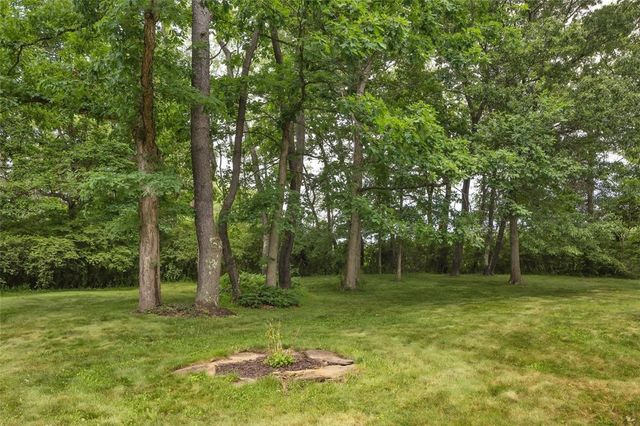 11 West St, West Deer, PA 15076