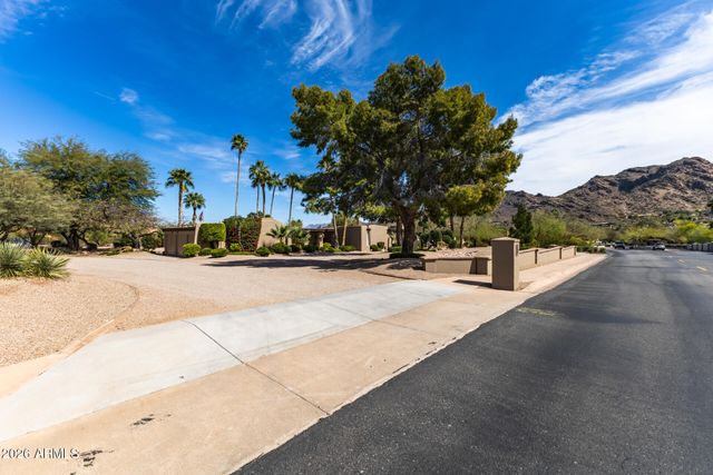 4800 E CLEARWATER Parkway, Paradise Valley, AZ 85253