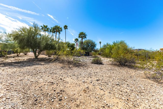 4800 E CLEARWATER Parkway, Paradise Valley, AZ 85253