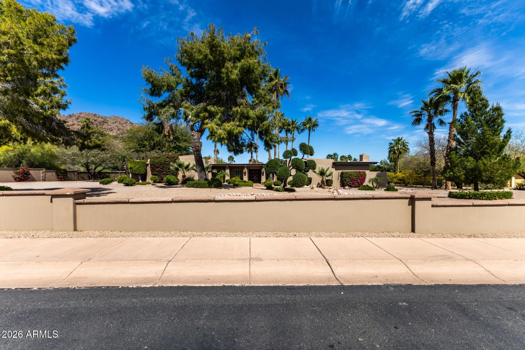 4800 E CLEARWATER Parkway, Paradise Valley, AZ 85253