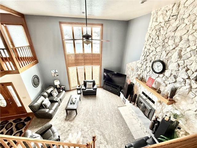 229 E 16th Street, Maryville, MO 64468