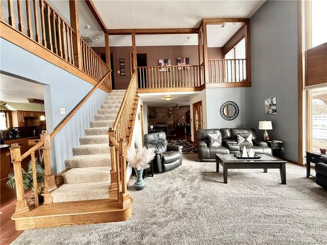 229 E 16th Street, Maryville, MO 64468