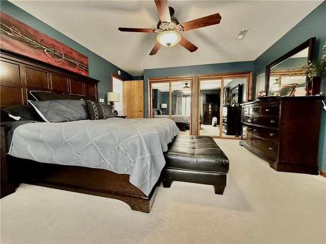 229 E 16th Street, Maryville, MO 64468