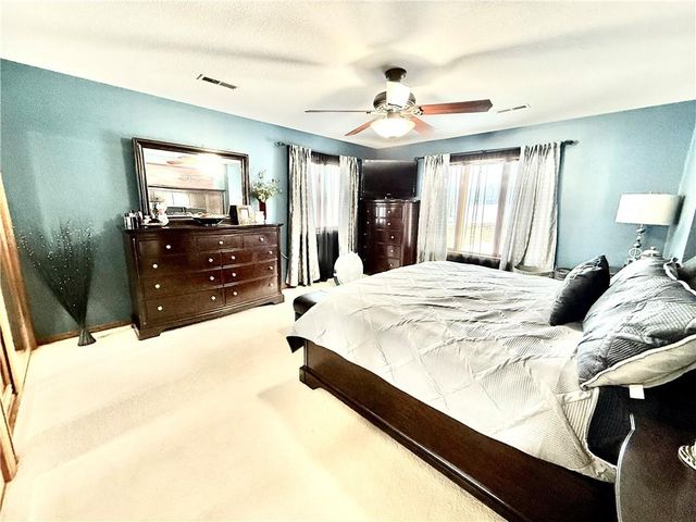 229 E 16th Street, Maryville, MO 64468