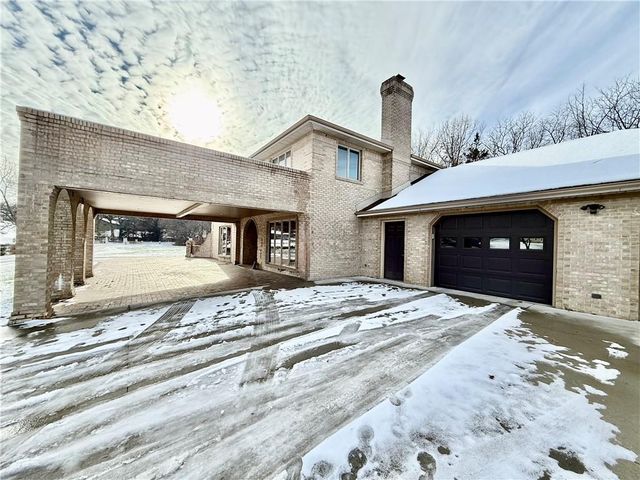 229 E 16th Street, Maryville, MO 64468