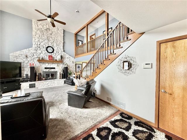 229 E 16th Street, Maryville, MO 64468