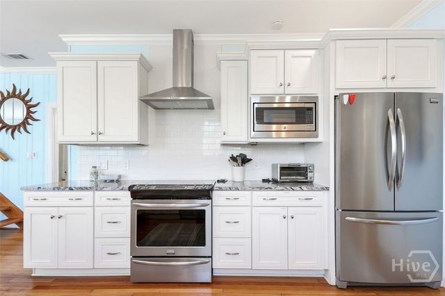 1 10th Street, Tybee Island, GA 31328