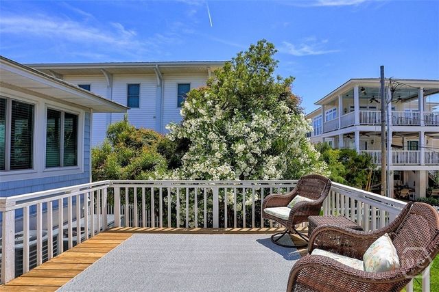 1 10th Street, Tybee Island, GA 31328