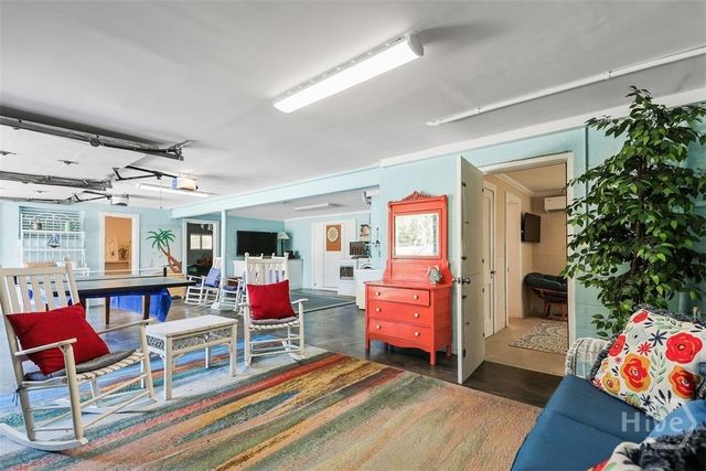 1 10th Street, Tybee Island, GA 31328