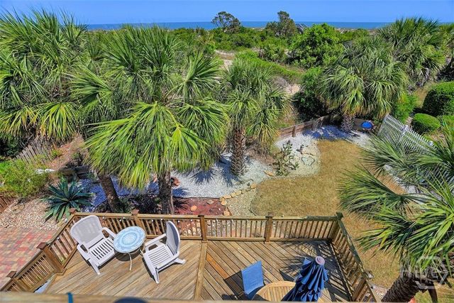 1 10th Street, Tybee Island, GA 31328