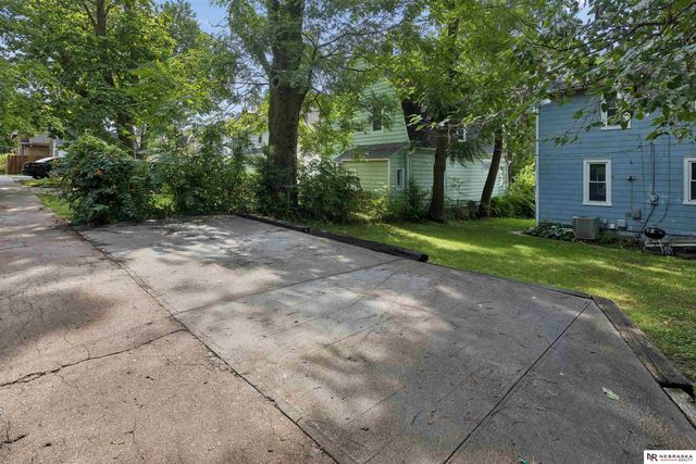 3318 Myrtle Avenue, Omaha, NE 68131