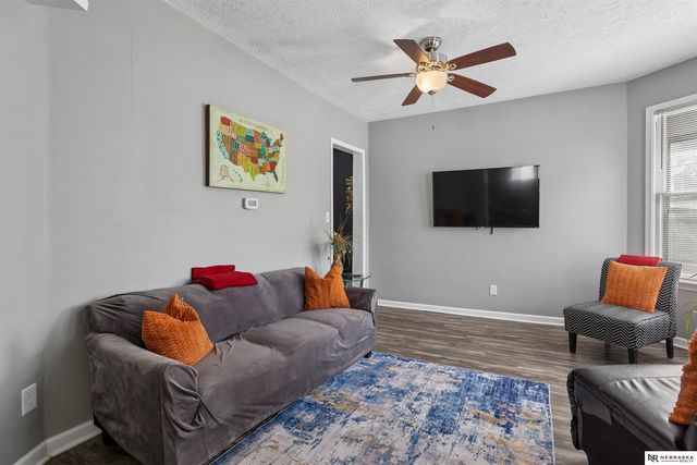 3318 Myrtle Avenue, Omaha, NE 68131