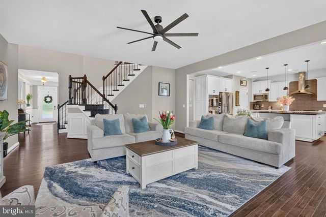 24696 CRESTED BUTTE CT, Aldie, VA 20105